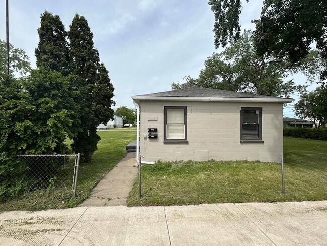 Foto del edificio - 3822 Melville Ave