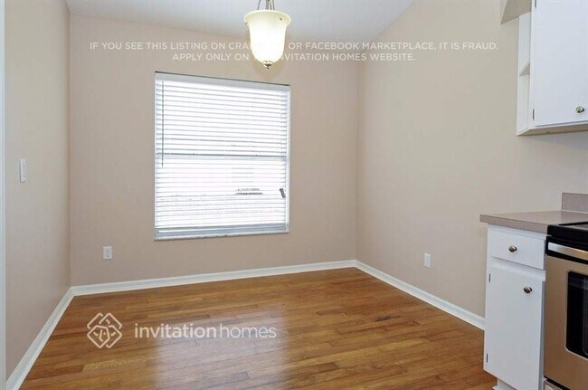 Foto del edificio - 1410 Golden Squirrel Way