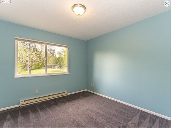 Foto del edificio - 2123 SE Sherrett St