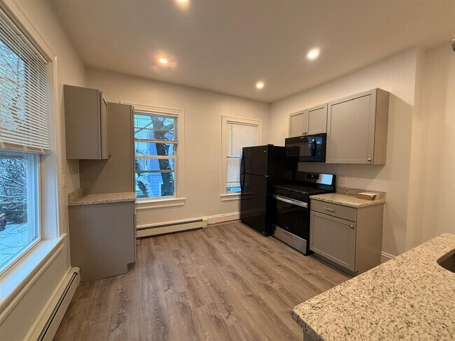 Foto del edificio - 37 Oak St