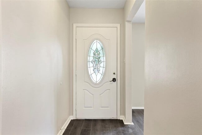 Building Photo - 10918 Vanderford Dr