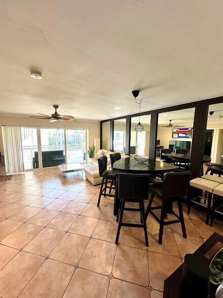 Foto del edificio - 2501 S Ocean Blvd