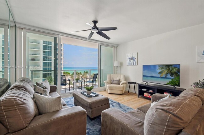 Building Photo - 3505 S Ocean Dr