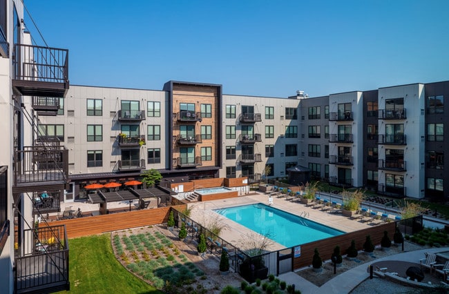 Outdoor Pool - Confluence on 3rd Apartments