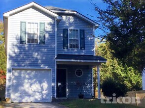 Building Photo - 8743 Sharonbrook Dr