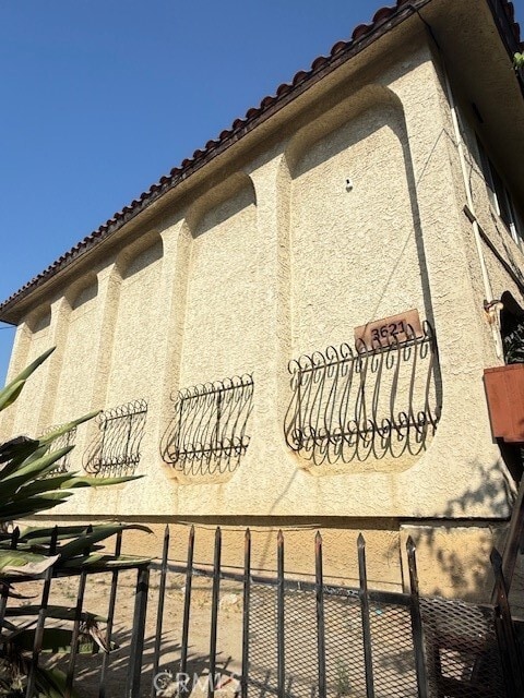 Building Photo - 3621 La Madera Ave