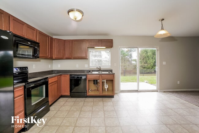 Building Photo - 6465 Matcumbe Way