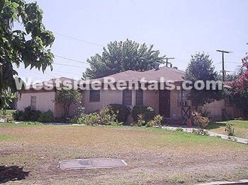 Primary Photo - 2205 N Glenoaks Blvd