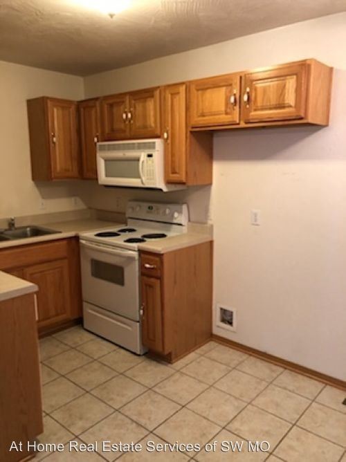 Primary Photo - 1641 N Patterson Ave