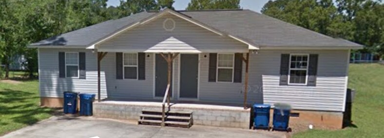 Primary Photo - 995 Roberts St SW