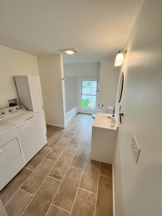 Bathroom - 51932 NY-10