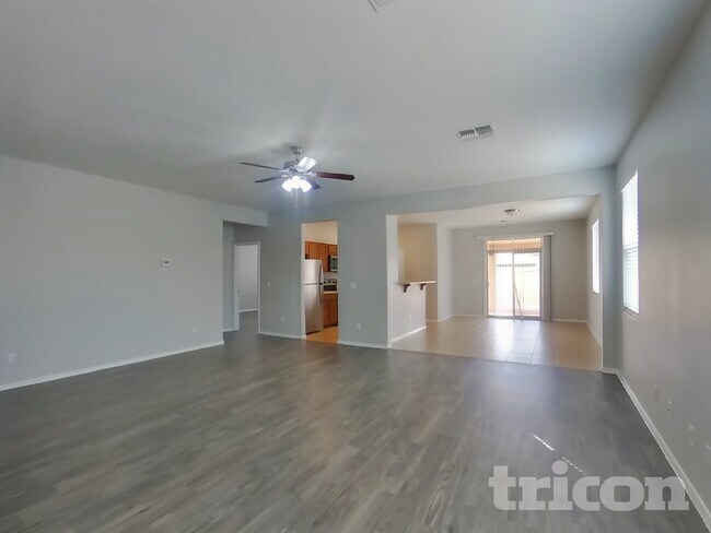 Foto del edificio - 7310 W St Charles Ave