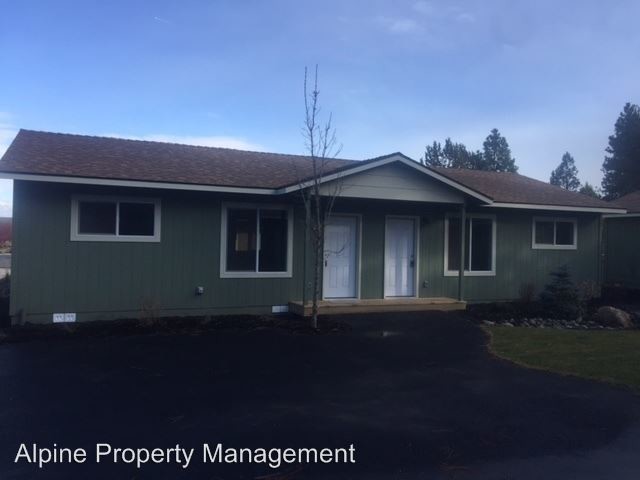 Building Photo - 1529 SW Knoll Ave