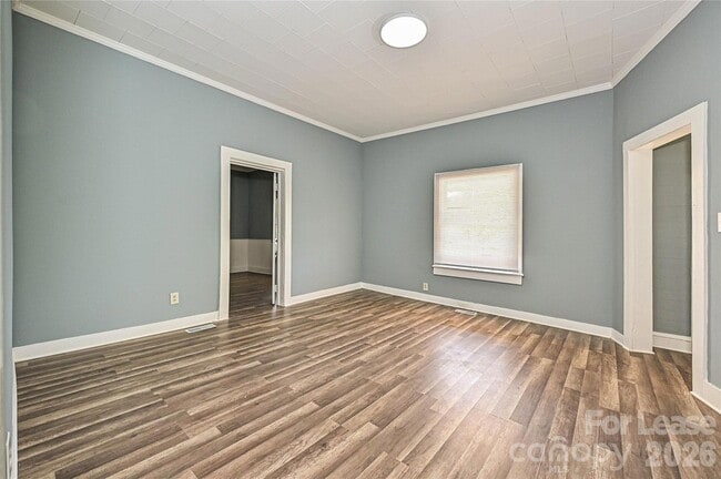 Building Photo - 408 S 12th St
