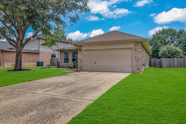 Foto del edificio - 2002 Monarch Hollow Ln