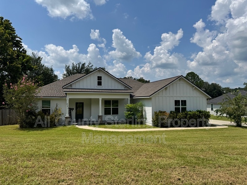 Foto principal - 492 NW Forest Meadows Ave