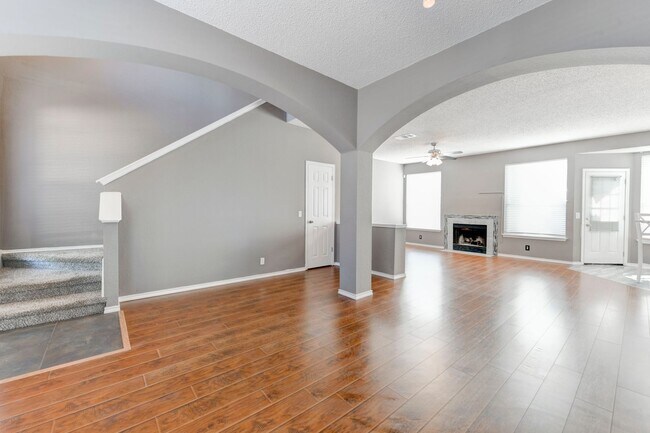 Foto del edificio - 16913 Langland Rd