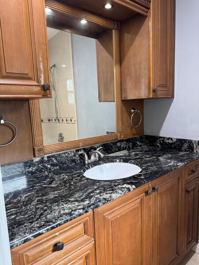 Foto del edificio - 11050 NW 36th St