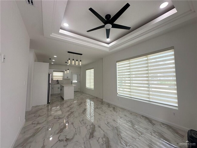 Foto del edificio - 2301 E San Andrea St