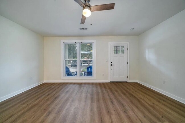 Foto del edificio - 4 Bedroom 2 Bath House in Corey Woods - Summerville