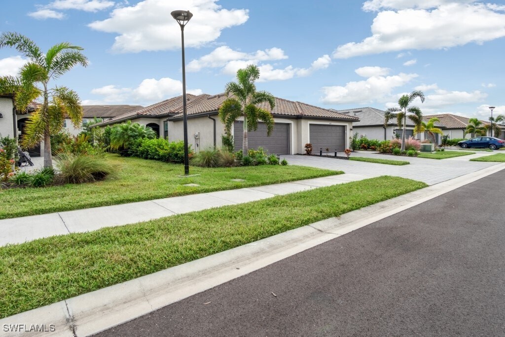 Foto principal - 14059 Winding Cedar Wy