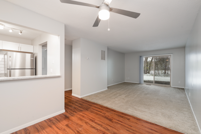 Building Photo - 12751 Greenwood Dr
