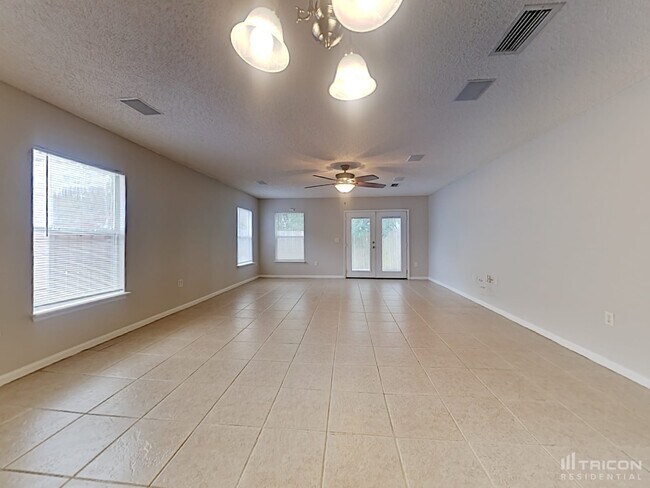 Building Photo - 7944 Cherry Blossom Dr S