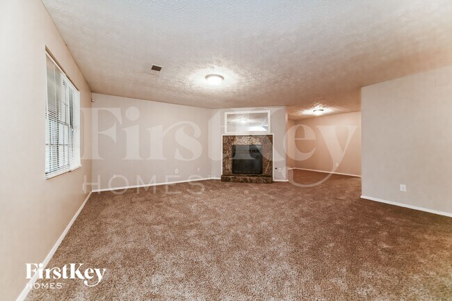 Foto del edificio - 1010 Pine Tree Trail