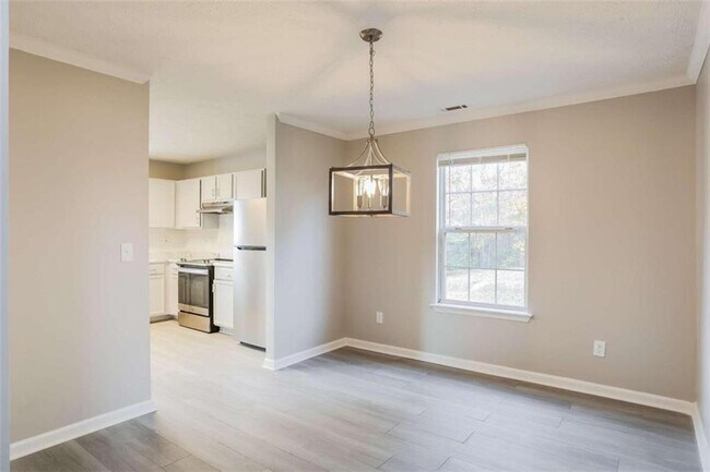 Building Photo - 5723 Partin Ct