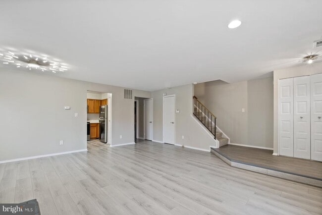 Building Photo - 3030 Piano Ln