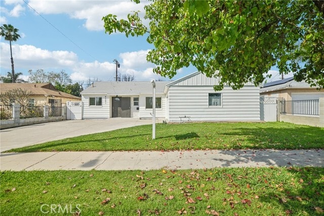 Building Photo - 8061 Hesperia Ave