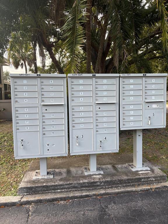 Building Photo - 5129 Eaglesmere Dr