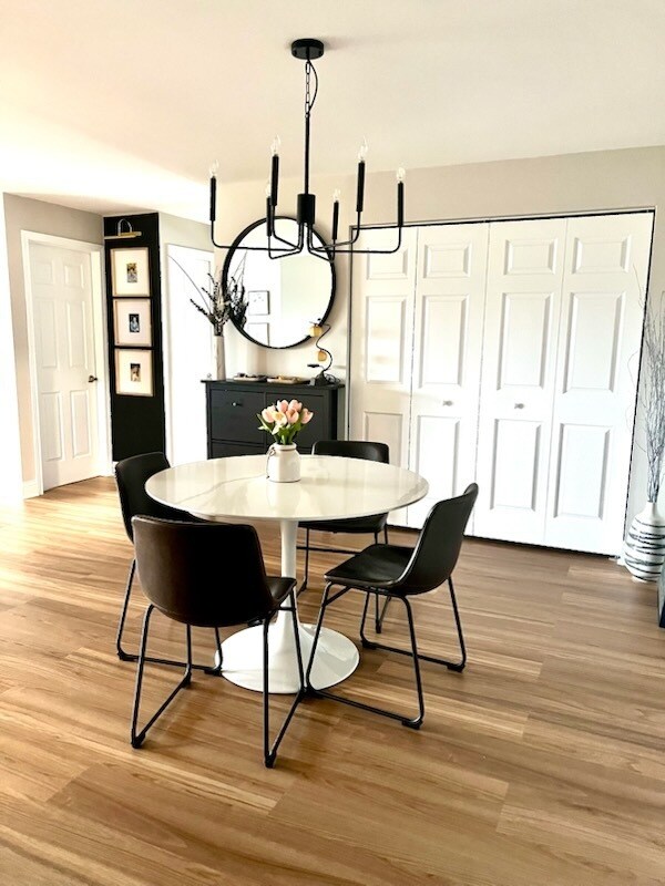 Foto del edificio - 10353 Dearlove Rd