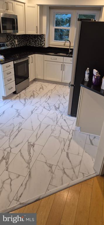 Foto del edificio - 479 Montalto Dr