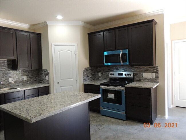 Foto del edificio - 15685 Pecan Dr