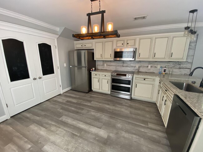 Building Photo - 31 Arbor Cove Dr