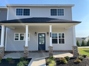 Building Photo - 1054 Brownstone Ln