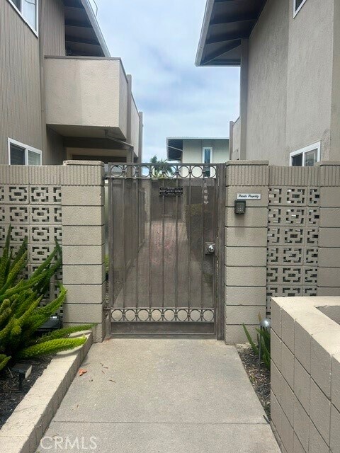 Foto del edificio - 1728 Westcliff Dr
