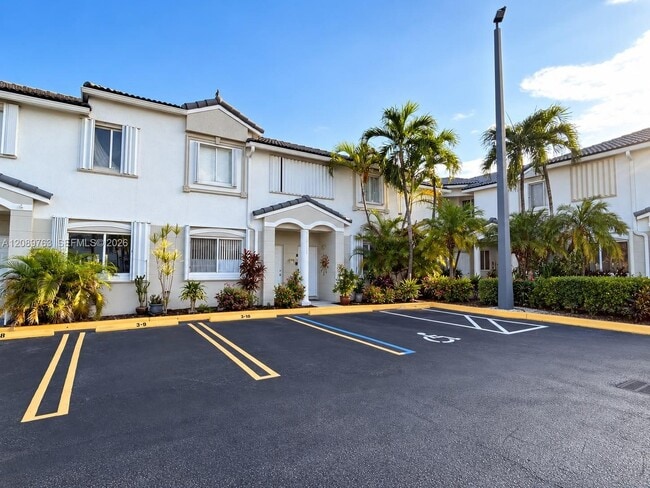 Building Photo - 130 SW 109th Ave