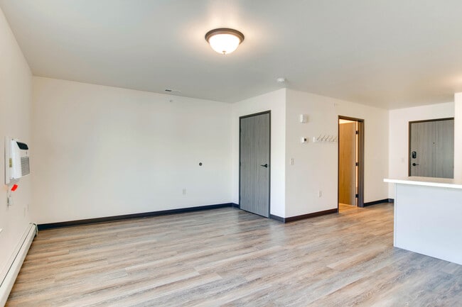 Building Photo - Stony Ridge Studios