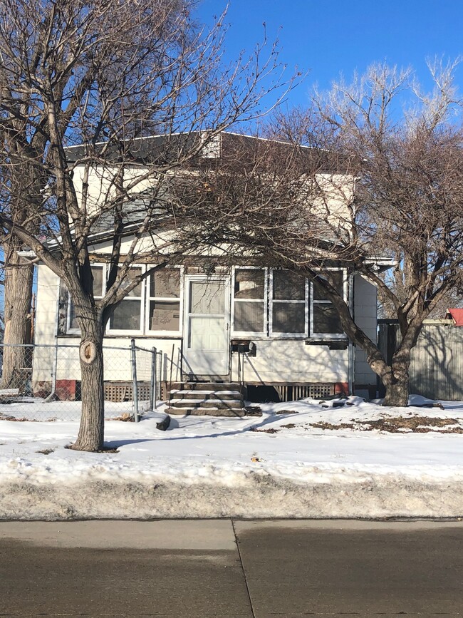 Building Photo - 1328 Avenue B