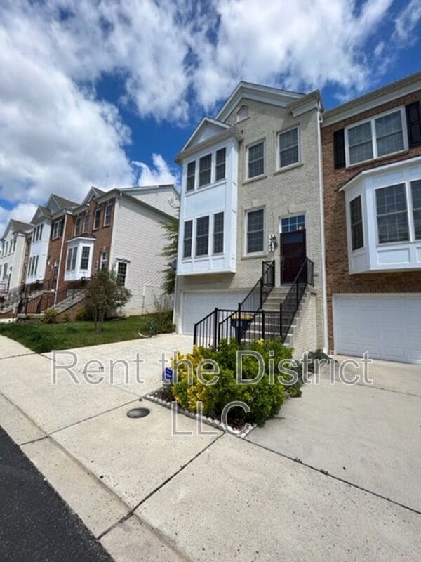 Building Photo - 3247 Theodore R Hagans Dr NE