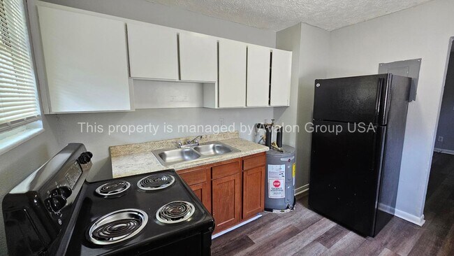 Building Photo - 1716 Whitner St