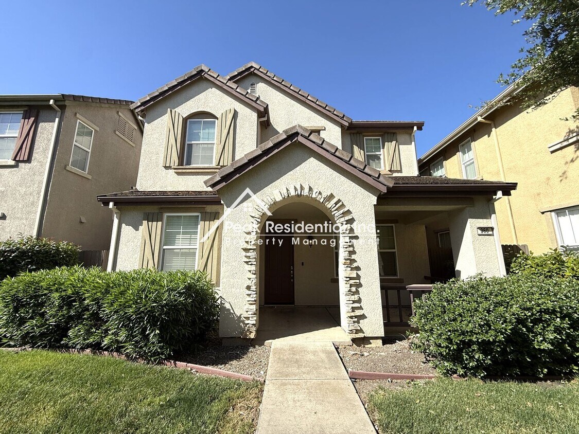 Primary Photo - A Beautiful 3bd/2.5ba North Natomas Home w...