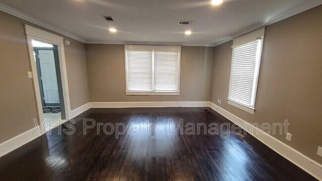 Building Photo - 628 Sperryville Pike