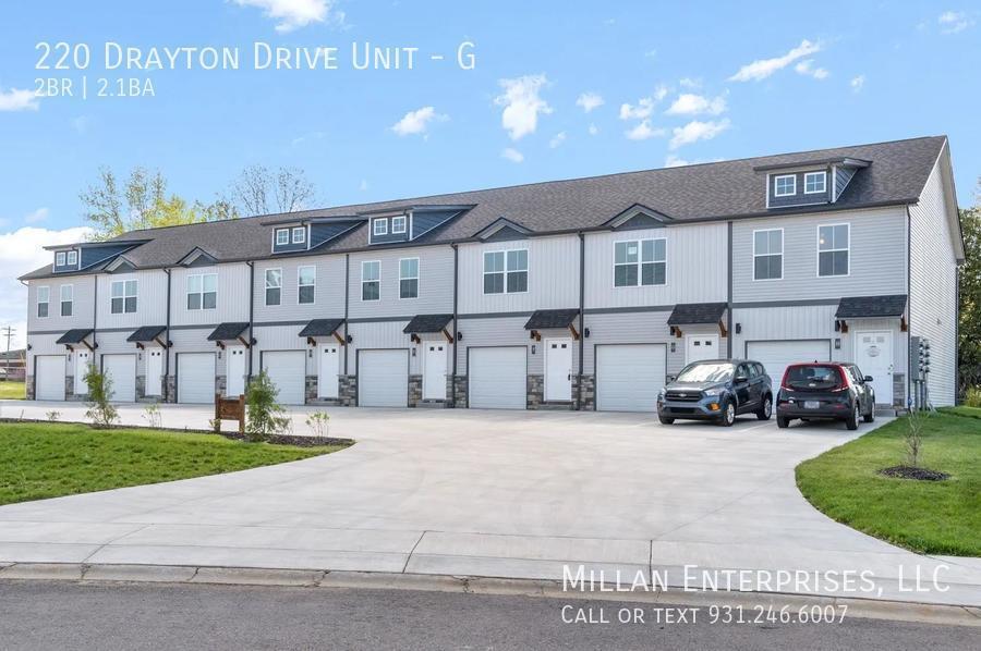 Foto principal - 220 Drayton Dr