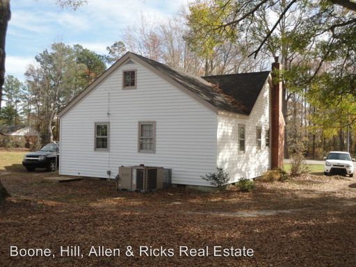 Building Photo - 2310 Red Oak Rd