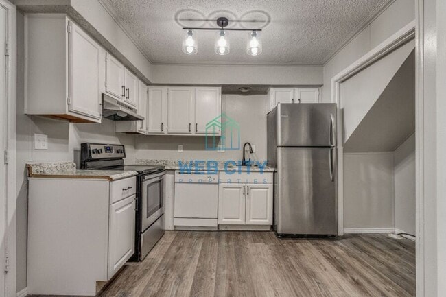 Foto del edificio - 245 Alexandria St