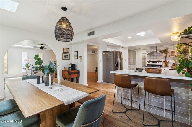 Foto del edificio - 6518 N 12th Pl
