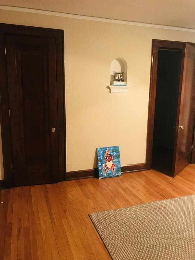 Foto del edificio - 727 N Capitol Ave